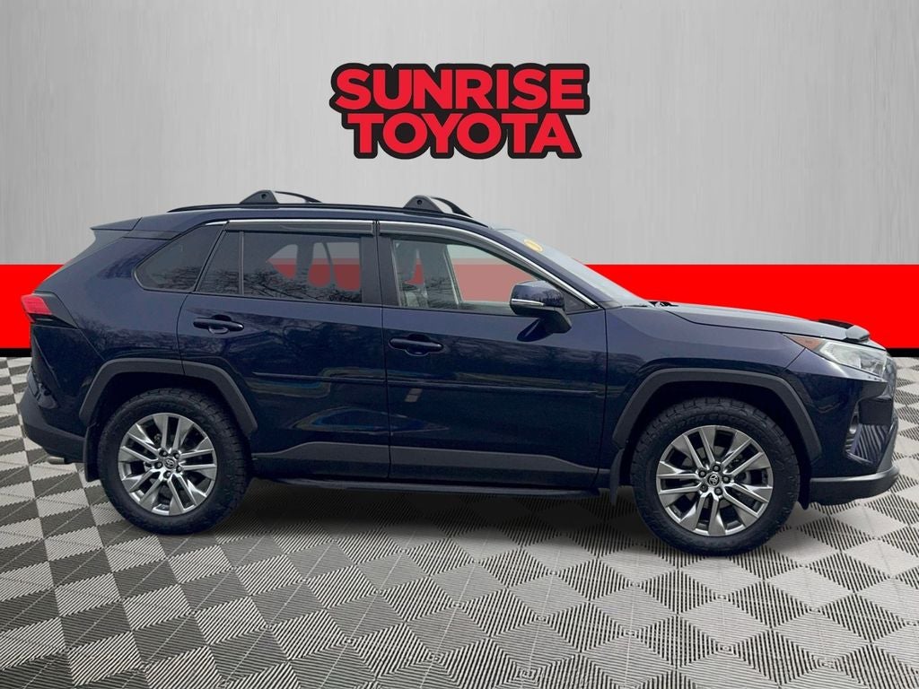 2020 Toyota RAV4 XLE Premium
