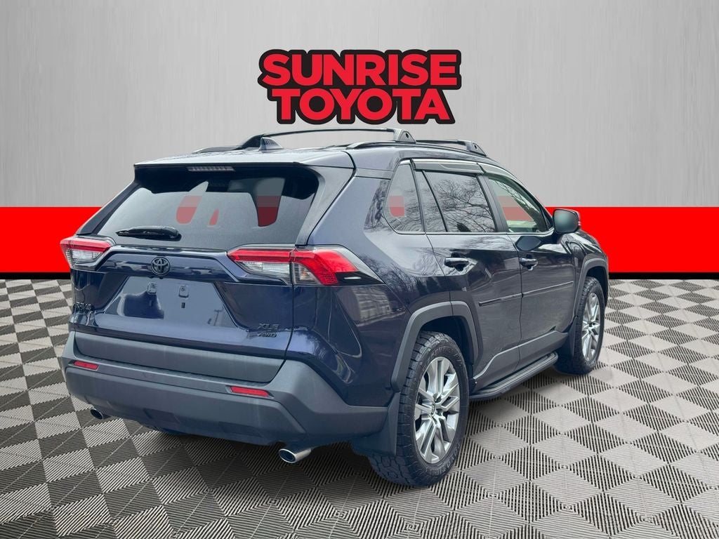 2020 Toyota RAV4 XLE Premium