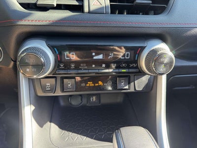 2024 Toyota RAV4 Prime SE