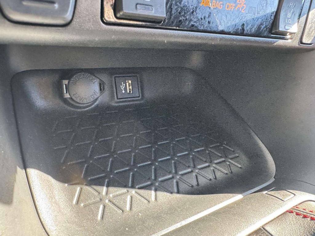 2024 Toyota RAV4 Prime SE