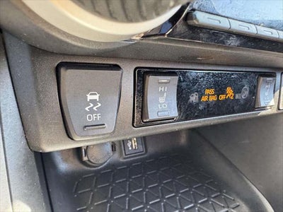 2024 Toyota RAV4 Prime SE