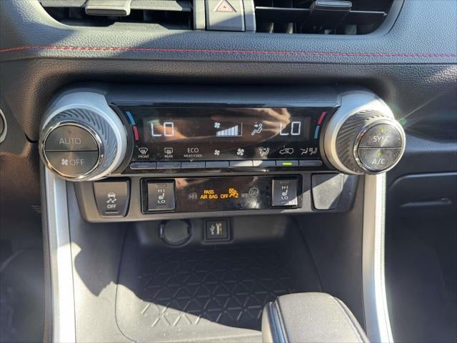 2024 Toyota RAV4 Prime SE
