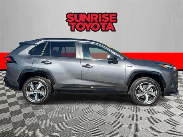 2024 Toyota RAV4 Prime SE
