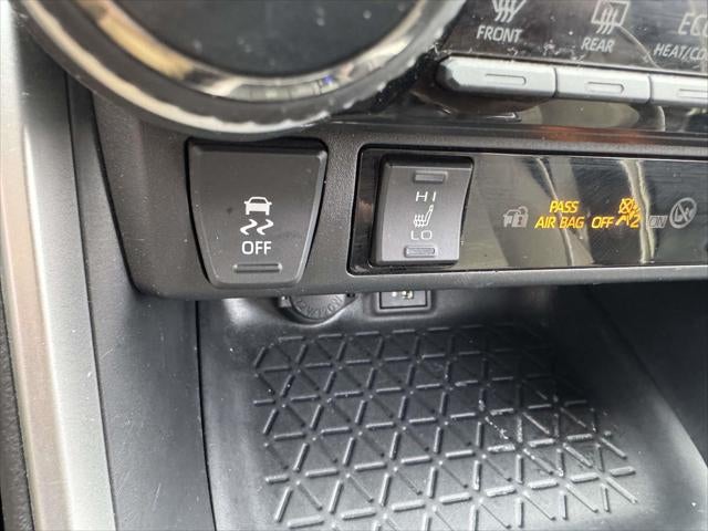 2023 Toyota RAV4 Prime SE