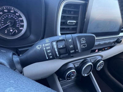 2020 Hyundai Venue SEL