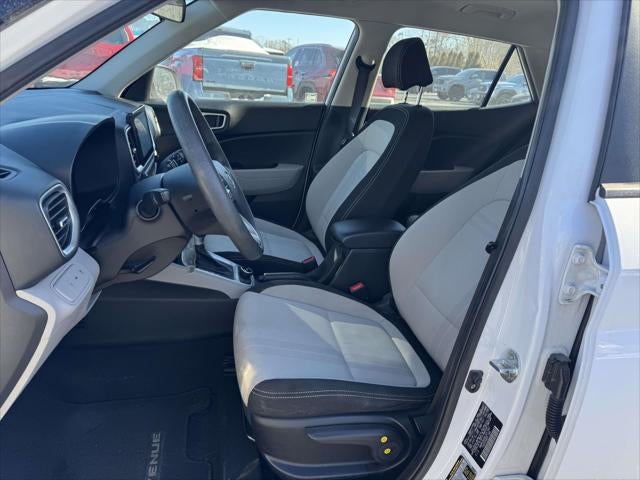 2020 Hyundai Venue SEL