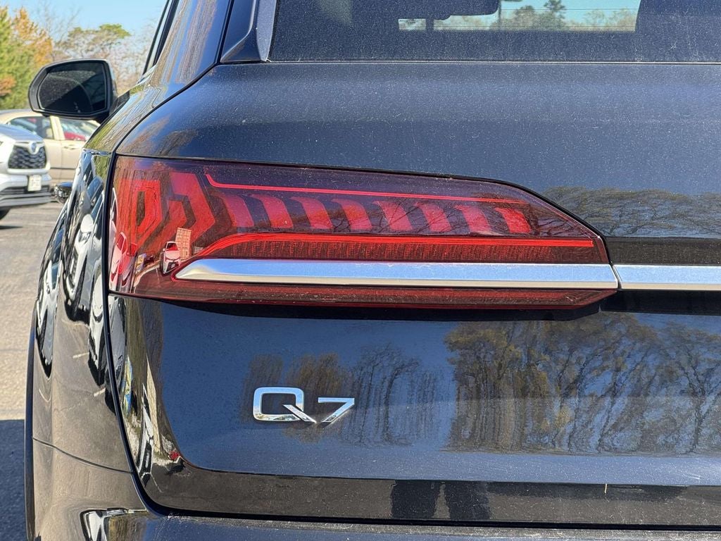 2022 Audi Q7 55 Premium quattro