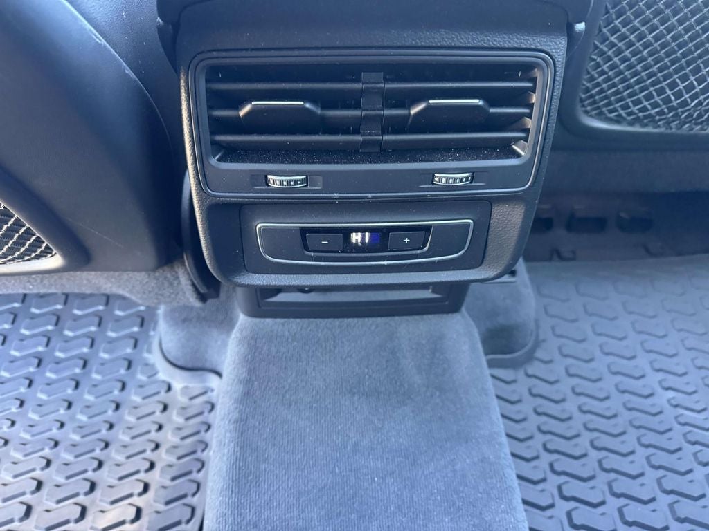 2022 Audi Q7 55 Premium Plus quattro