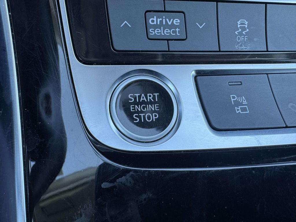 2022 Audi Q7 55 Premium Plus quattro